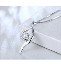 Load image into Gallery viewer, Necklaces 18K White Gold Diamond Pendant Necklace