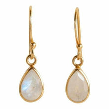 Load image into Gallery viewer, Earrings Ishanvi Gemstone Earrings
