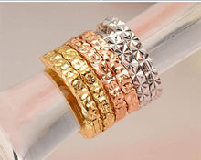 Load image into Gallery viewer, Earrings 18K Tri-Gold Hoop Earrings