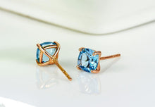 Load image into Gallery viewer, Earrings 18K Solid Gold Natural Topaz Earrings