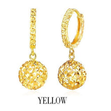Load image into Gallery viewer, Earrings 18K Tri-Gold Mesh Drop Earrings