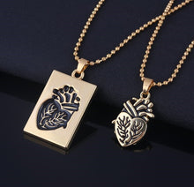Load image into Gallery viewer, Necklaces Gold Anatomical Human Heart Pendant Necklace Set
