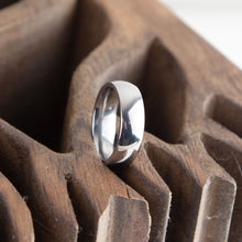 Load image into Gallery viewer, Rings Shiny Lightweight Titanium Ring
