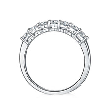 Load image into Gallery viewer, Rings 0.7CT VVS1 Silver Moissanite Ring
