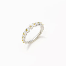 Load image into Gallery viewer, Rings Vintage Daisy Ring
